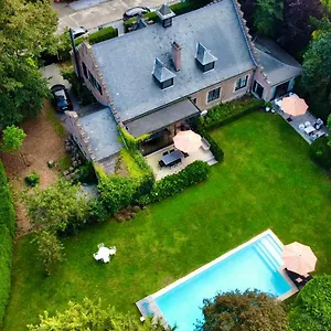 Maison Josephine Bed & Breakfast